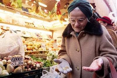 Corsia preferenziale per gli anziani nei supermercati